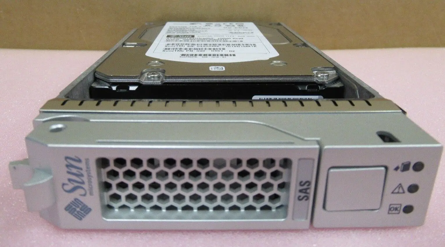 

For Sun MicroSystems 300GB 3.5" SAS 6Gb/s 15K 16MB HDD Server Hard Drive 390-0461 540-7219