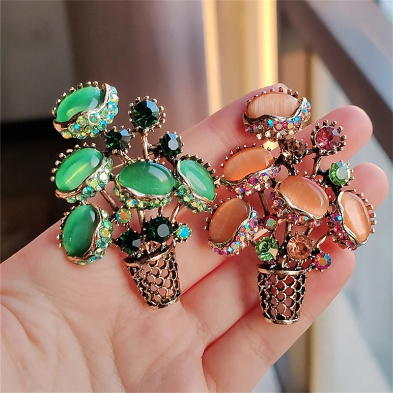 Vintage Unique Flytrap Flower Brooch Pin Casual Office Brooches For Women Pins Scarf Clip Banquet Jewelry Gifts