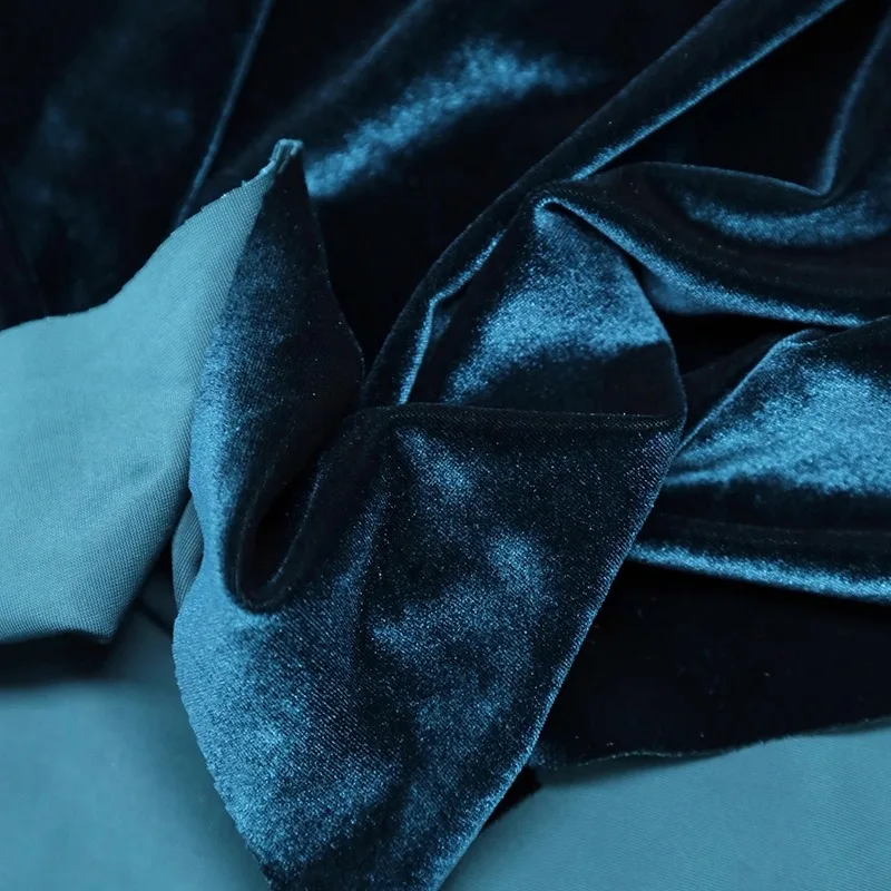 

Elastic Velvet Plush Fabric Soft Luxurious Texture Glossy Surface Premium Upholstery High-End Garment Sewing Material