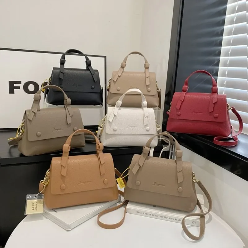 

Casual Simple Commuter Elegant Leather Diaper Bag For Women Large Capacity Textured Original Retro Crossbody Handbag