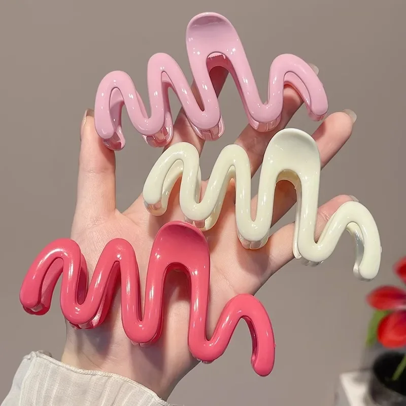 

Wave Crab Claw Clips Women Korean Plastic Shark Hair Clips Geometry High Ponytail Barrette Hairpin Girl Hair Accessories