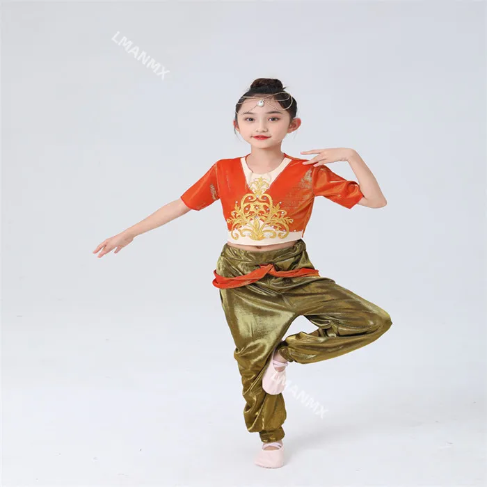 Chinese style children's street dance and jazz dance performance costume