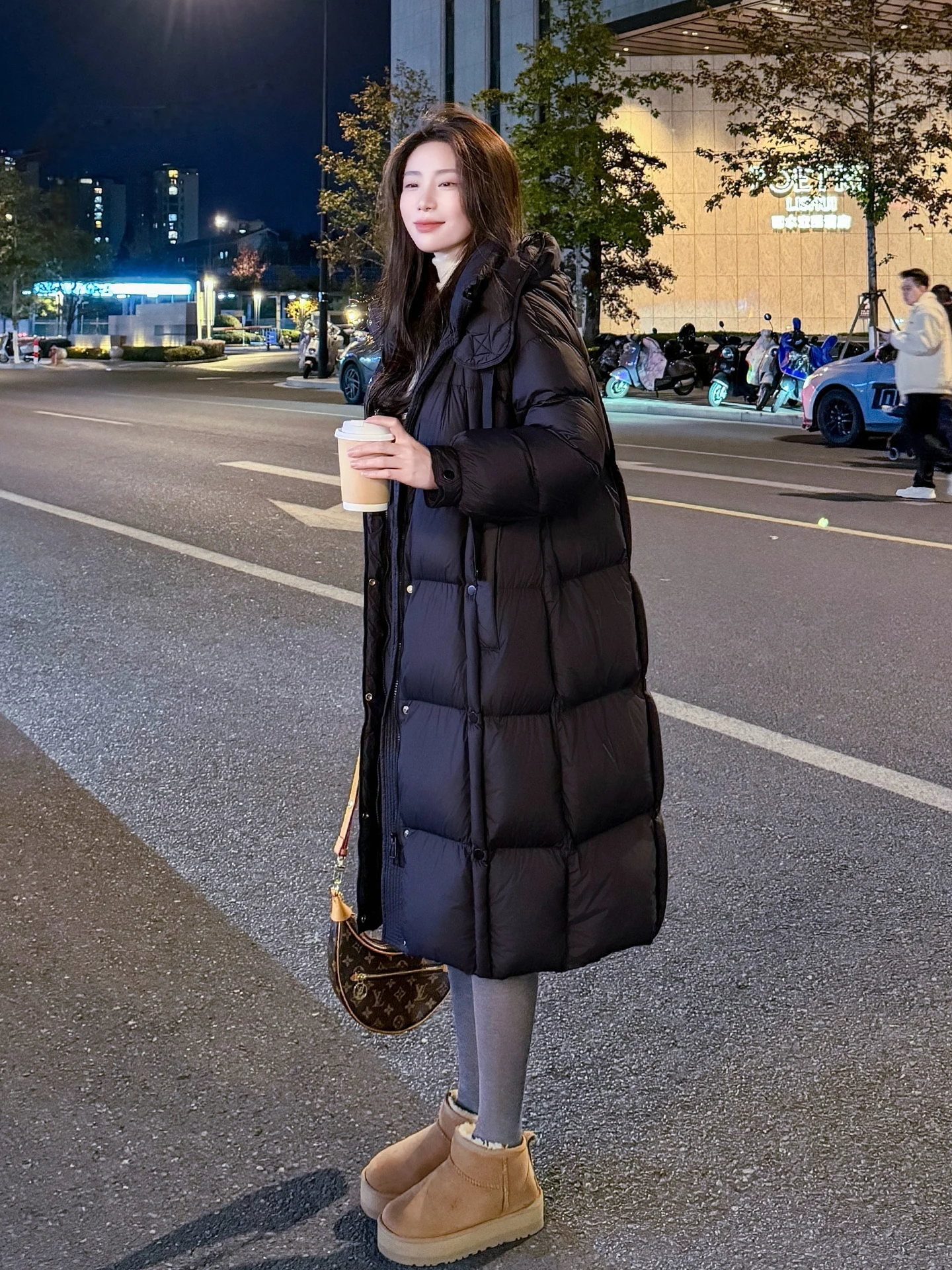 

Bla Long Puffer Jaet Women's 2025 New Sle Hooded Loose Thi Warm Cloud Foam 90% White Du down Coat Korean Sle