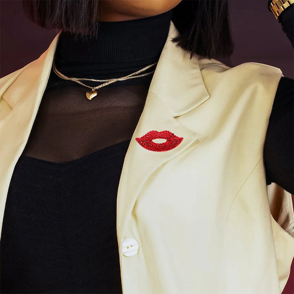 

4Pcs Rhinestone Lip Brooch Pins Elegant Sparkly Zinc Alloy Lapel Pins for Suits Dresses Scarves Valentine Day Accessories Women