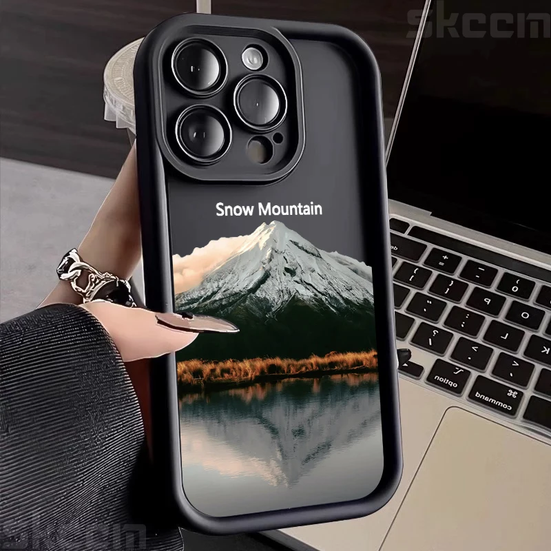Schwarze Silikon-Handyhülle mit Berggipfelmuster für iPhone 16 Pro Max, 15, 14, 13, 12, 11, XS, X, XR, 7, 8 Plus – stoßfest_voghion.com