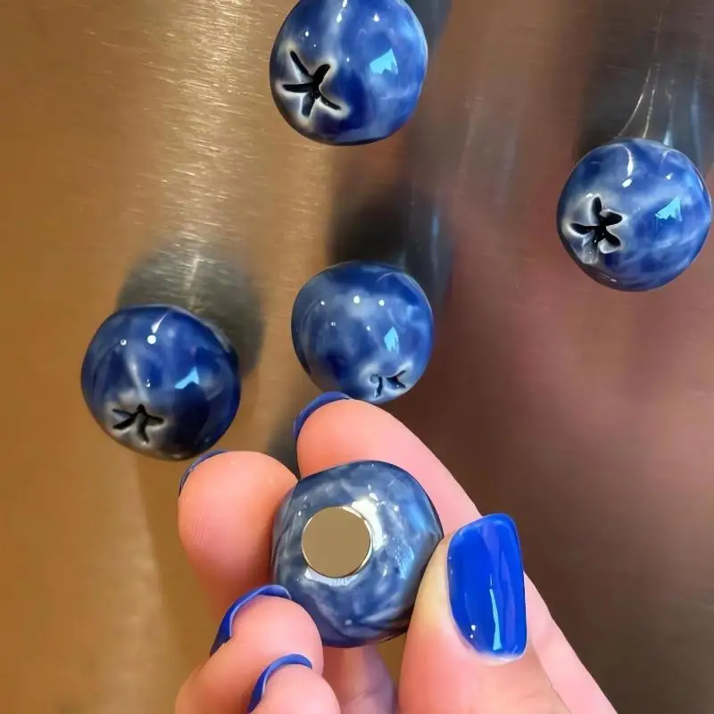 5/6pcs 3D Realistic Blueberry Fridge Magnet Mini Fruit Decor Resin Food Refrigerator Magnets Home Office Fridge Decor Gift