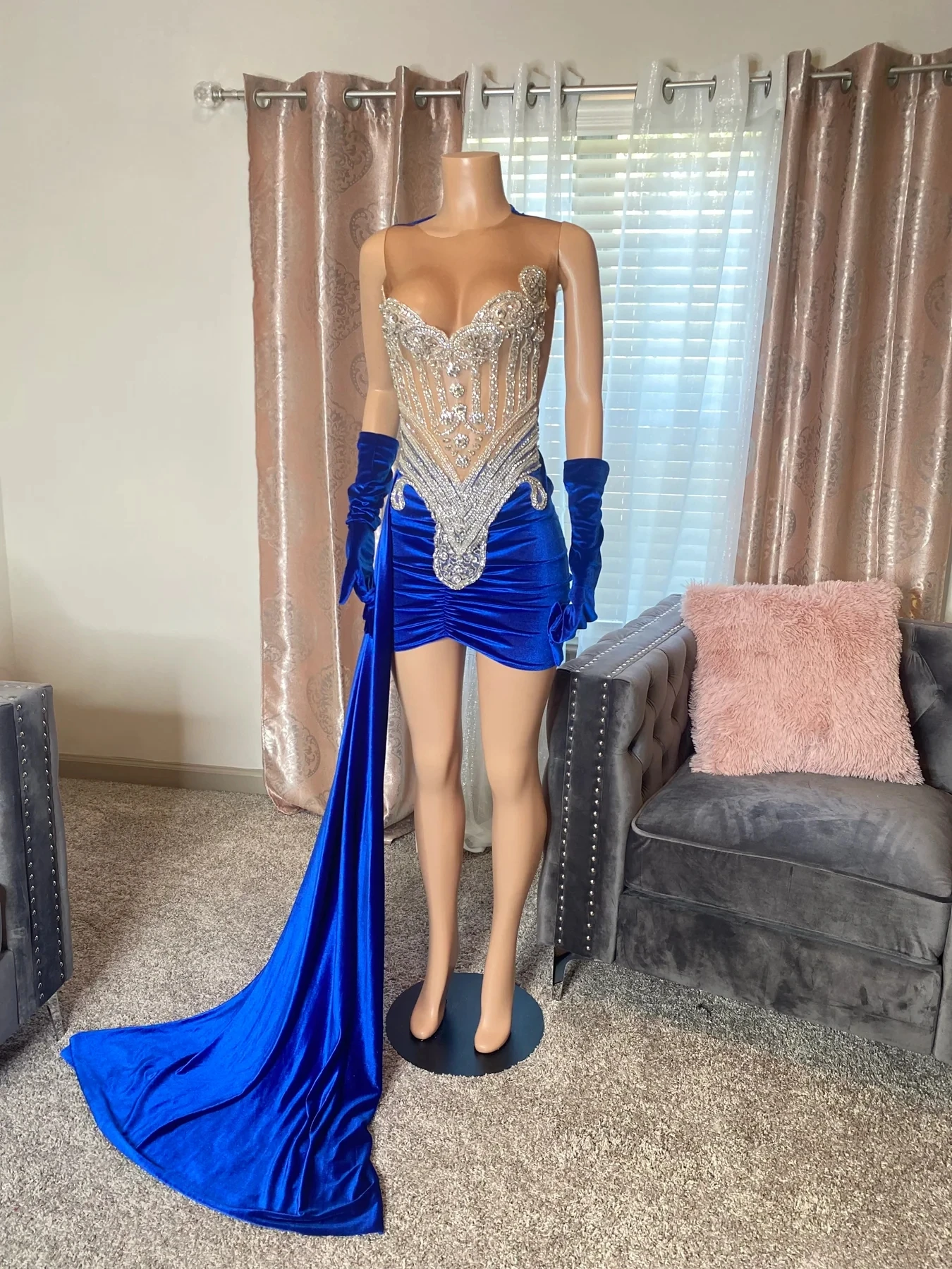 Velvet Royal Blue Sheer Short Black Girl Prom Dresses Beaded African Cocktail Dresses Women Party Gowns Birthday Homecoming