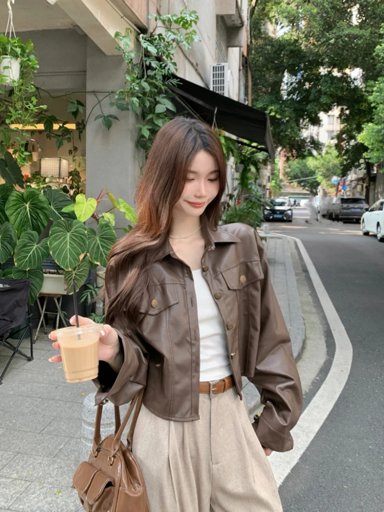 

Retro Collar ort PU Leather Jaet Long Sve Motorcycle Sle Top Women's Trendy Spring 2026 Loose Fit Versatile Outerwear