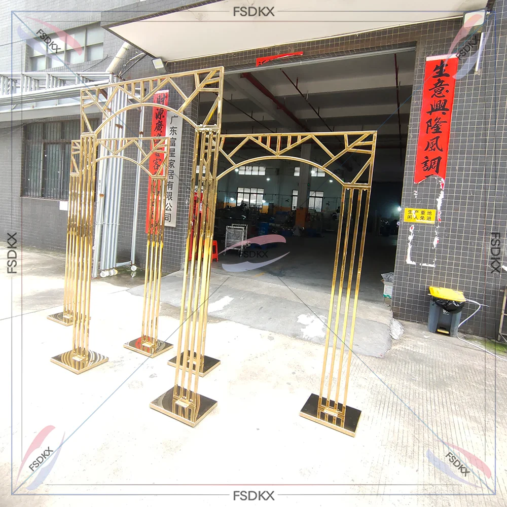 

Exquisite Wedding Props Iron Screen Wedding Stage Layout Gold Metal Arch Welcome Area Decorative Background Frame