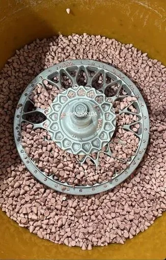 Effective Wheel Polisher Polishing Machine for Wheels Auto Parts Tire Vibration Polishing