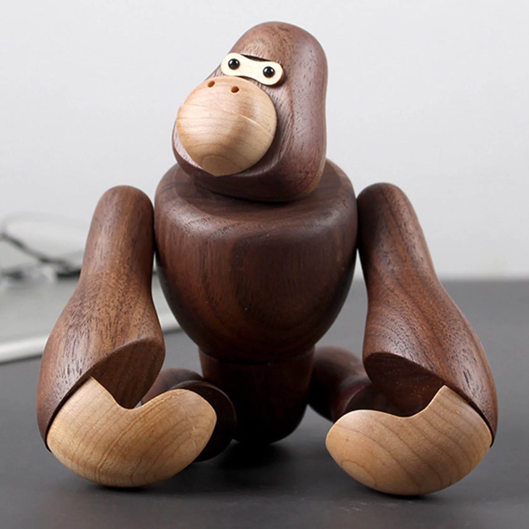 Wooden Crafts Gorilla Creative Home Furnishing Decorations Can Hang King Kong Gifts Wooden Decorations
