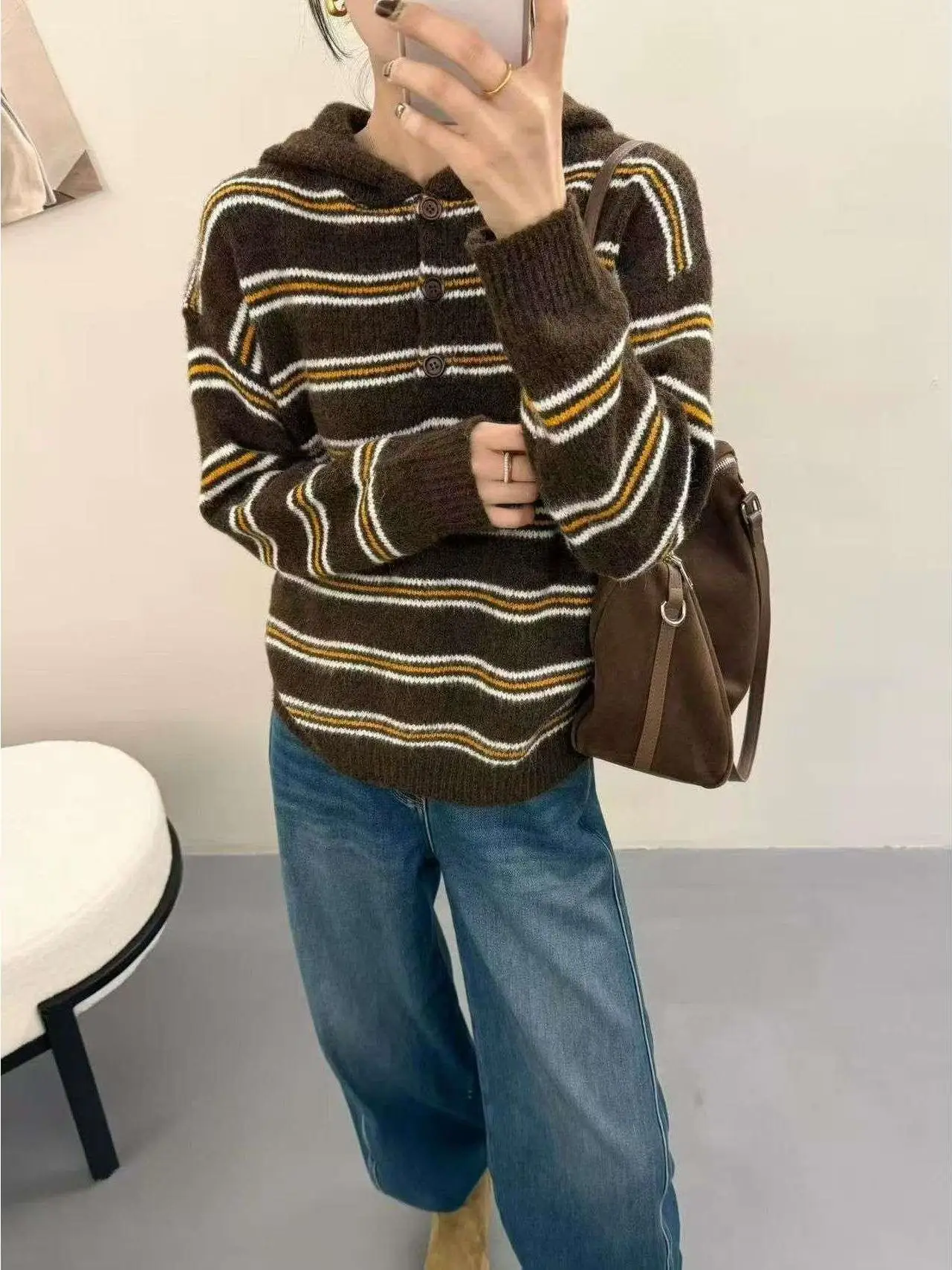 

Faionable Knitted Hat Women's Top Color Blo Design Casual Sle Regular Fit Online Exclusive Winter 2025 Ele Youthful