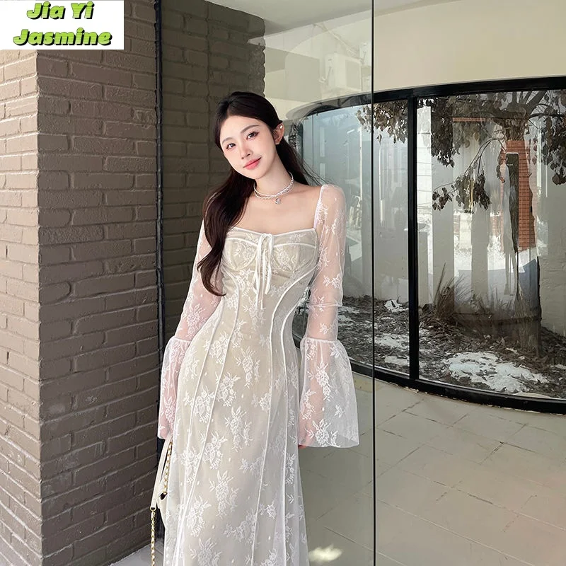 

2024 French Retro Lace Square Neck Waist Cinching Slimming Temperament Versatile High-end Dress