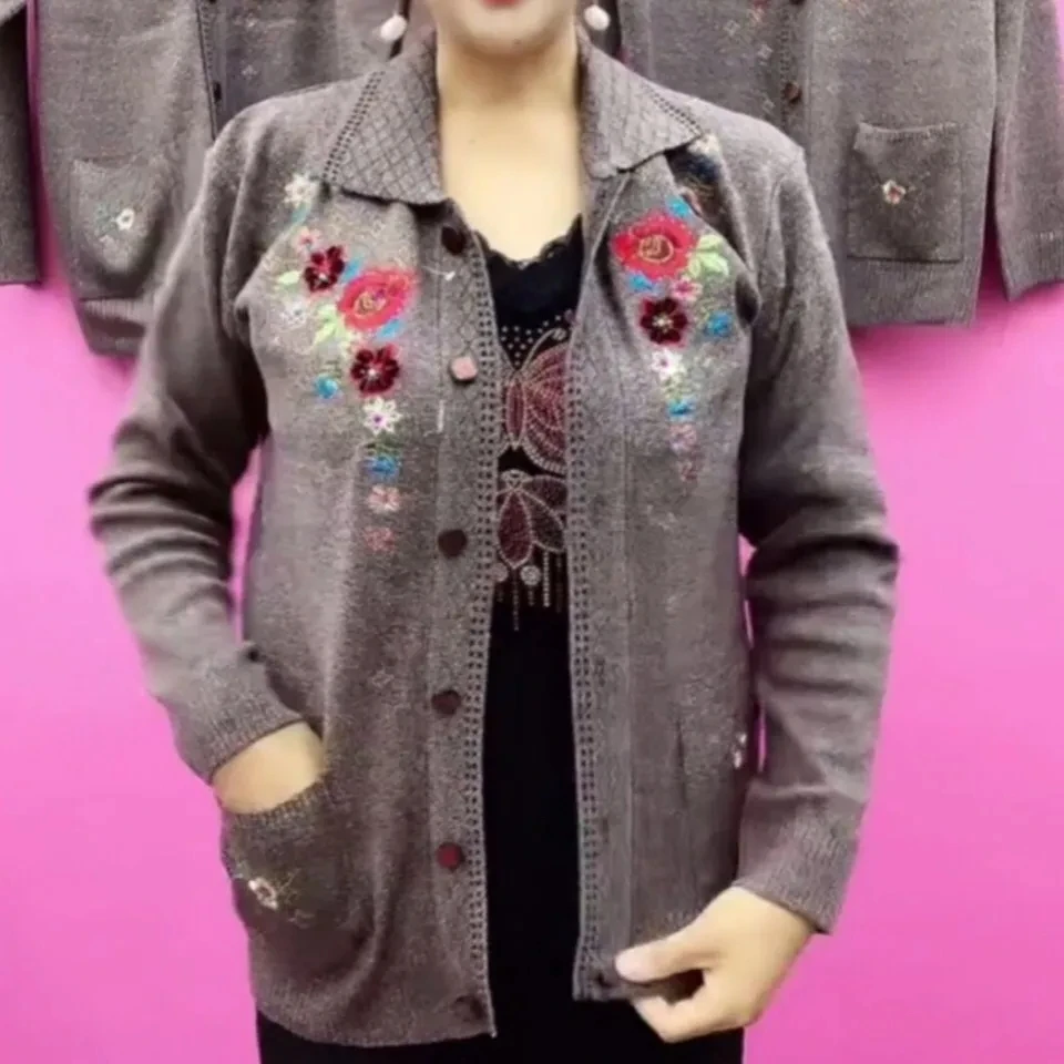 

New Spring Autumn Embroidered Square Collar Single Breasted Sweater Middle Aged Mother Knitwear Women Knitted Cardigan Jacket