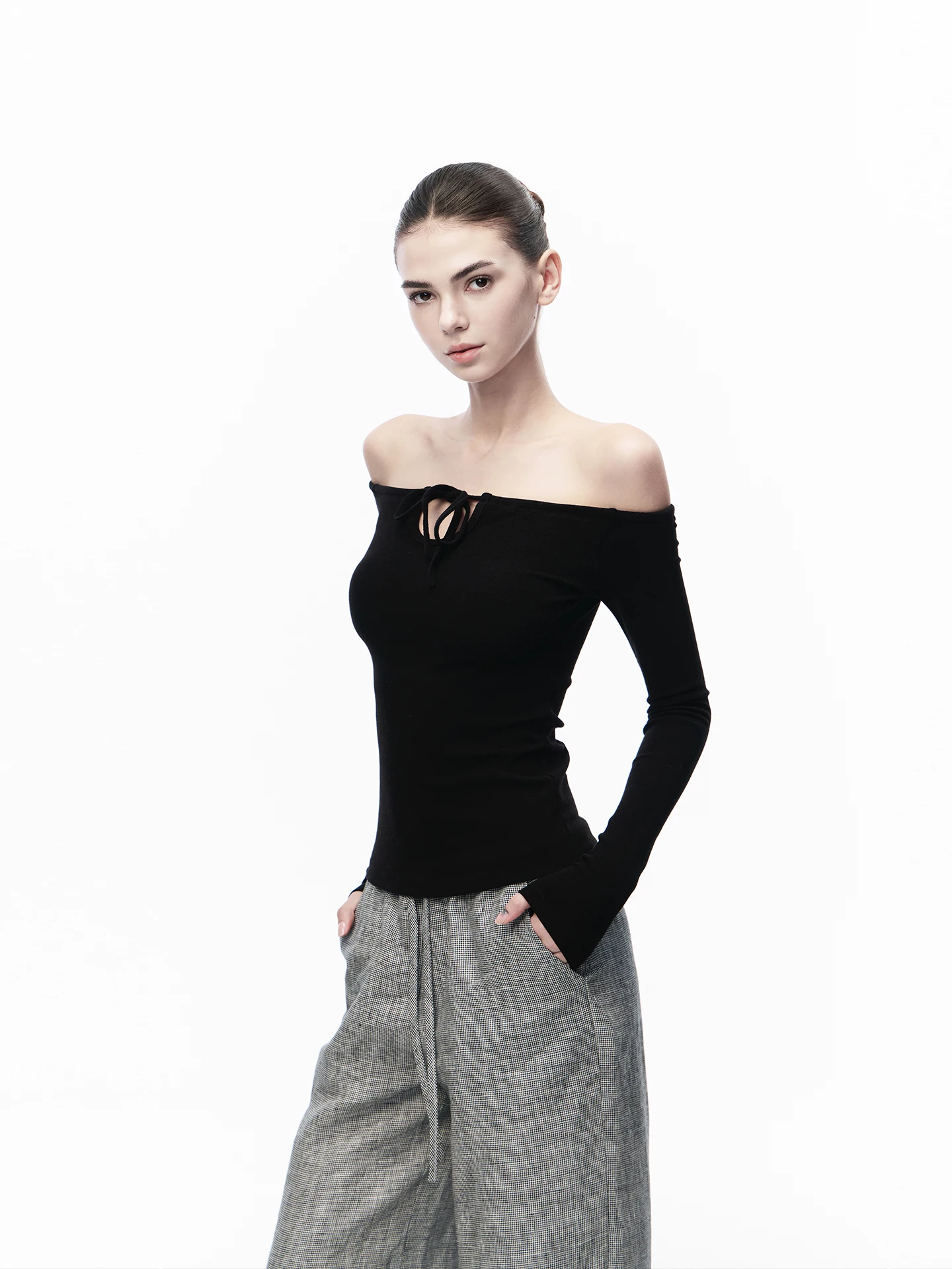JLAUNT Black One-Shoulder Long Sleeve T-Shirt Women's Slim Fit American Hot Girl Summer High-End Sensation Shoulder Baring Top