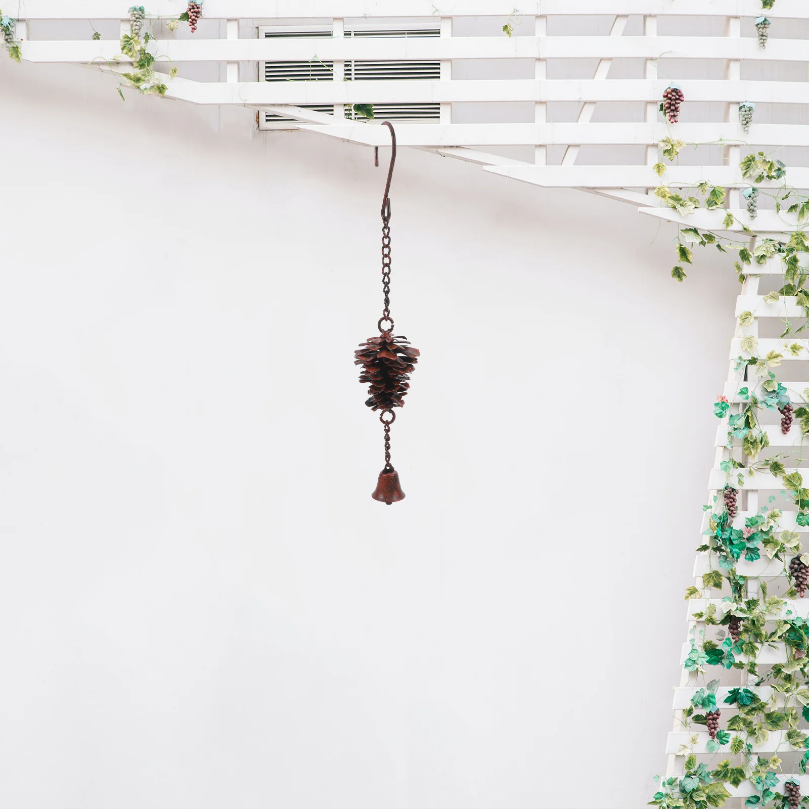 

Pine Cone Wind Chime Metal Hanging Bells Garden Outdoor Decorative Rustic Xmas Christmas Decorations Wind Chime Christmas Bells