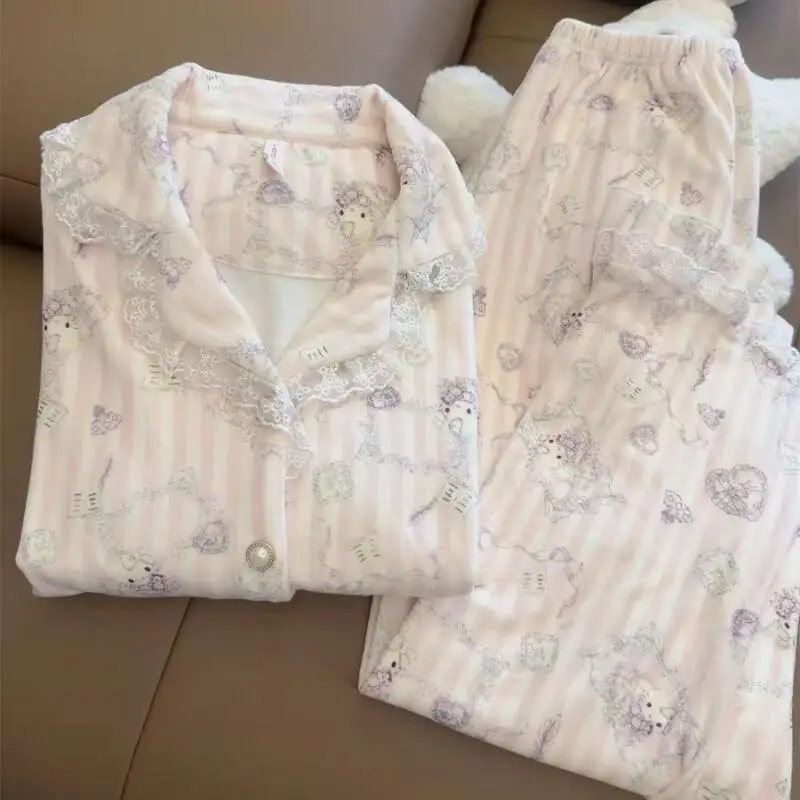 

Kawaii пижамы Hello Kitty, женские зимние толстые бархатные комплекты из двух предметов, студенческая домашняя одежда для общежития, носимый милый кружевной комплект ночного белья