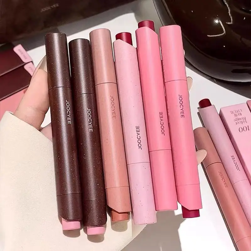 

Губная помада JOOCYEE Velvet Matte: гладкая, легкая, не оставляет следов, стойкая, с низкой насыщенностью, высокой степенью покрытия, 3 г