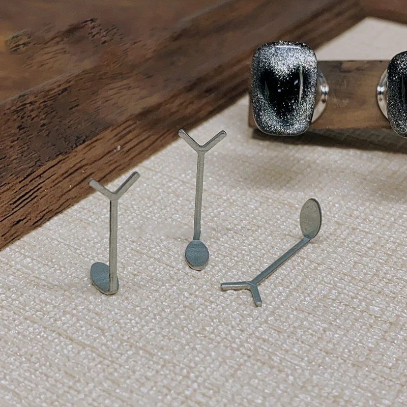 Strumenti per filo magnetico per unghie a forma di Y per creare forme di cuore e lingotto sulle unghie Accessori per l'arte con magnete per unghie a forma di cuore d'amore Cat Eye