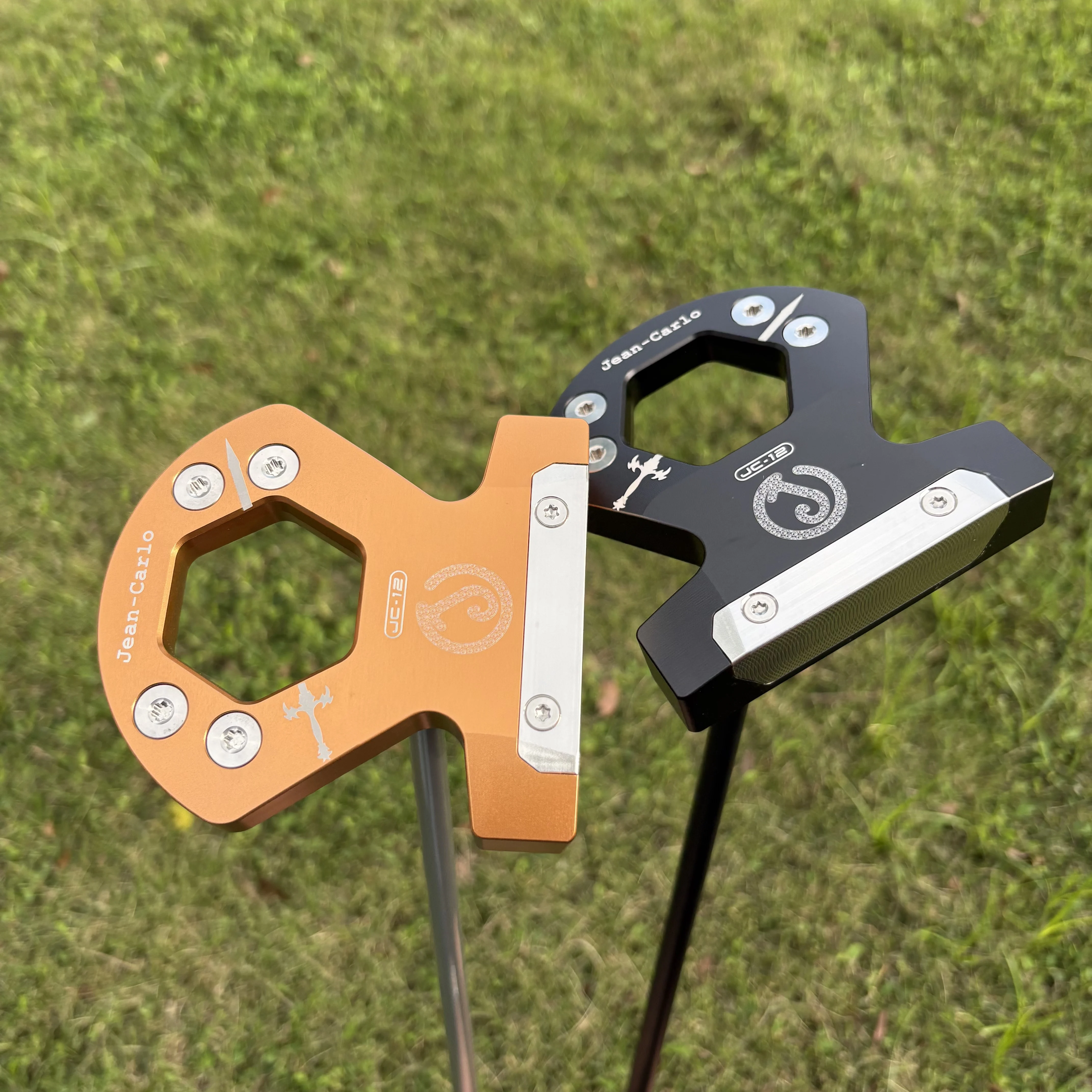 

Jean Carlo Zero Torque Putter, High MOI Mallet, CNC Milled Aluminum Head, Toe Up Balance Stability for Square Impact