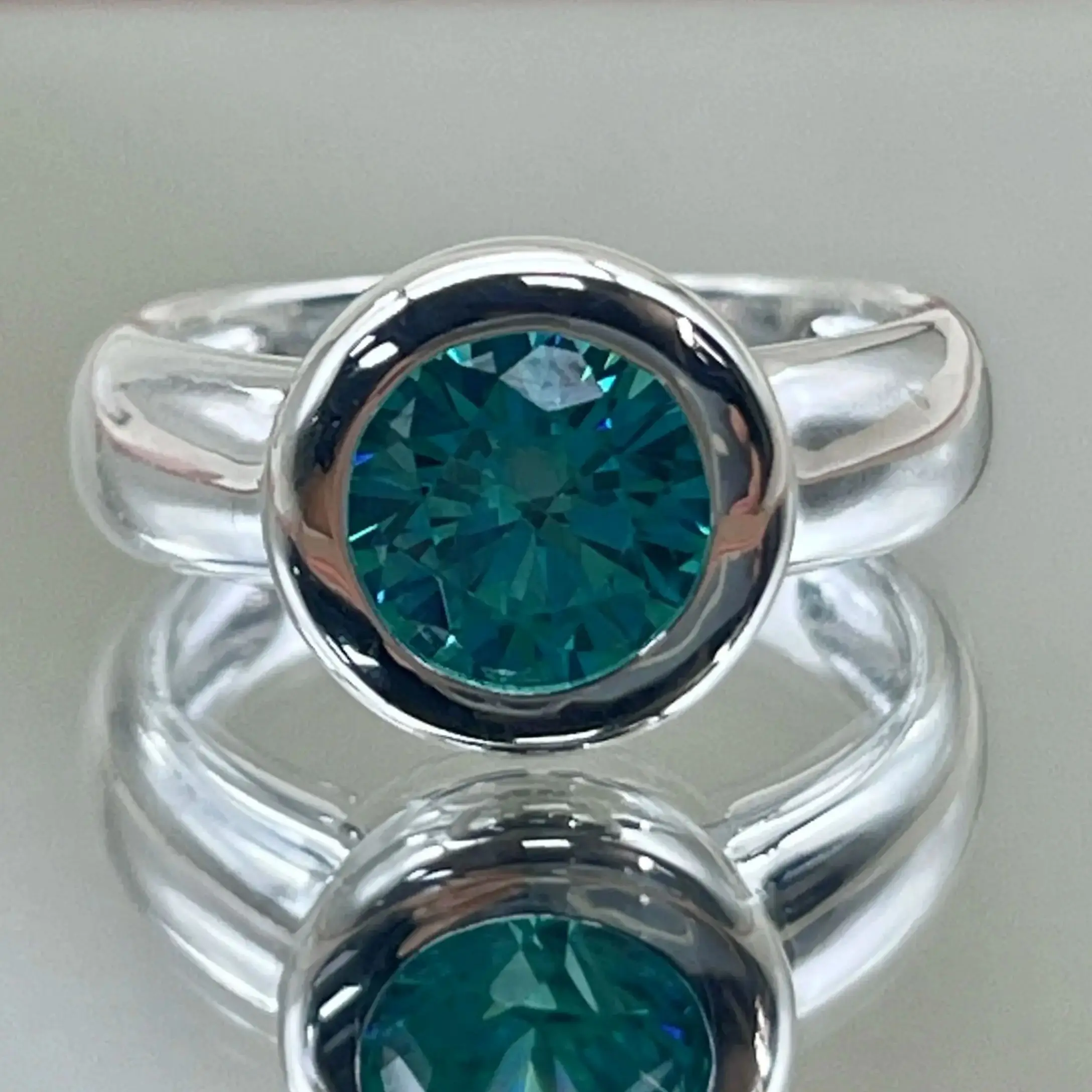 

S925 Silver Moissanite/Topaz Ring, Women's, Open-Back, Stylish, Elegant, Thumb Ring, Birthday Gift