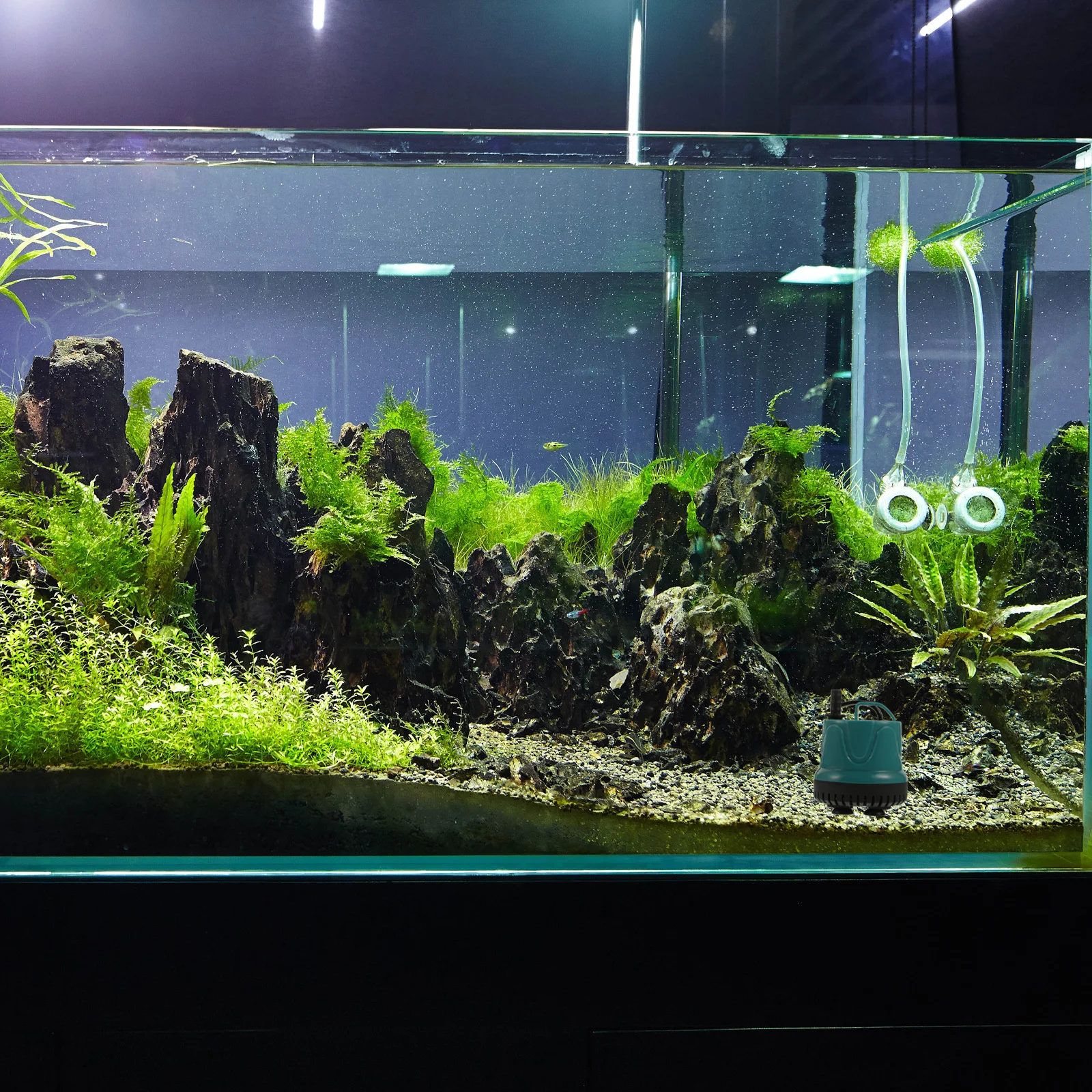 

1Pcs Submersible Water Pump for Aquarium Fish Tank Quiet Circulation Pump with Suction Cup Garden Fountain Eu Plug