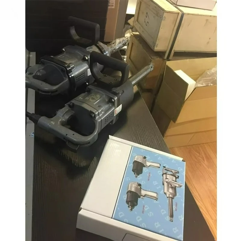 Strumento pneumatico per avvitatore ad aria per impieghi gravosi