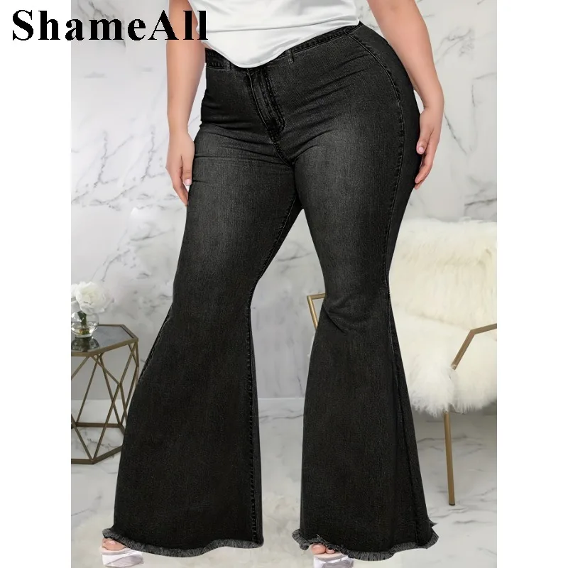 

Women's Plus Size Solid High Rise Flared Leg Bell Bottom Jeans