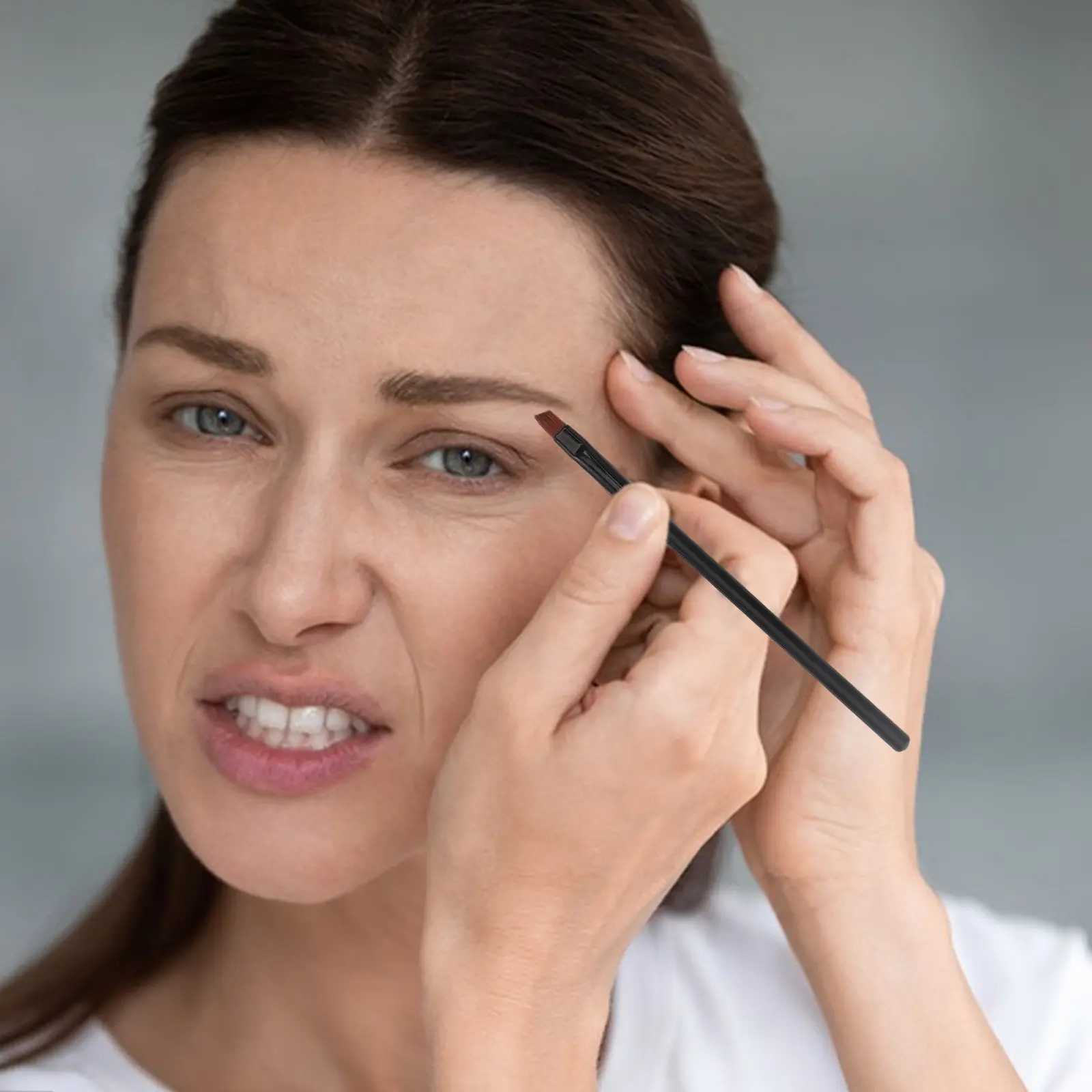 

1 набор: Набор для окрашивания бровей, темно-коричневый, водостойкий, стойкий, для самостоятельного окрашивания бровей, для естественного четкого контура, инструмент для макияжа