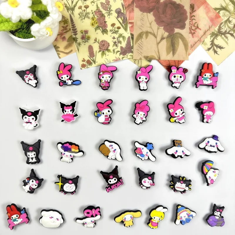 

31Pcs Sanrio Shoe Charms Accessories Cinnamoroll PVC Shoe Decrations Wristband Buckle X-mas party Gifts jibbitz Crocodile