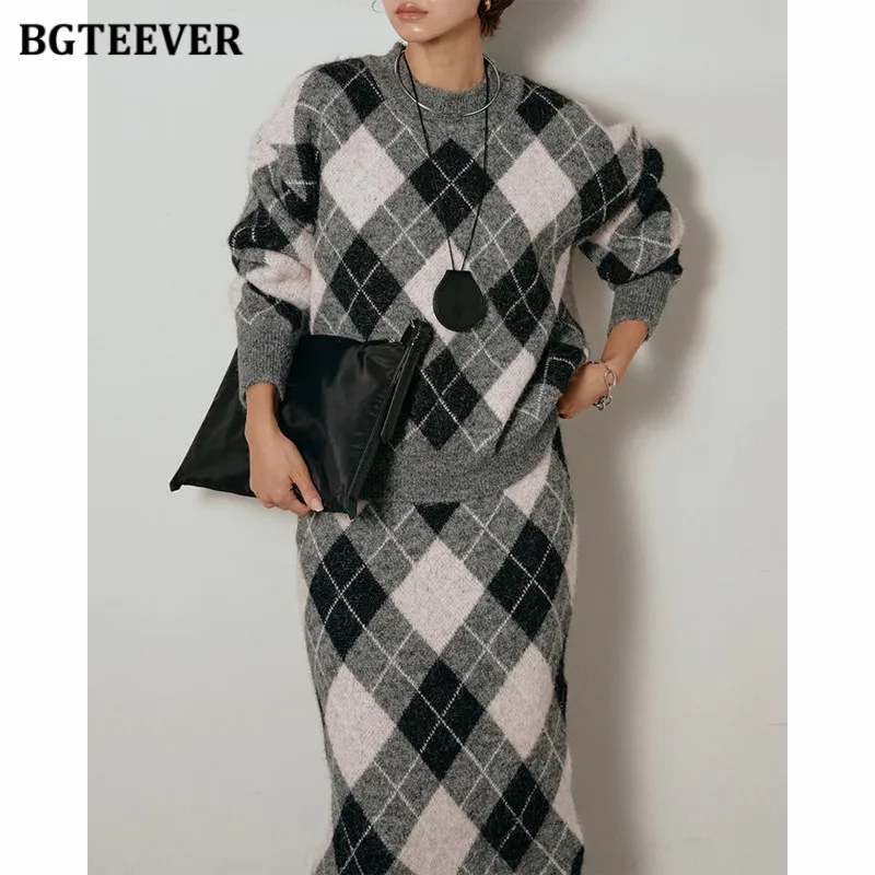 BGTEEVER Vintage Plaid Women Knitted Skirt Suits O-neck Long Sleeve Sweaters & Hip Package Skirts Autumn Winter