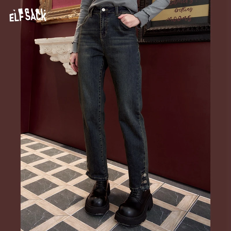 

ELFSACK 2024 Winter New Arrivals Retro straight skinny jeans for women, double button design washed pants