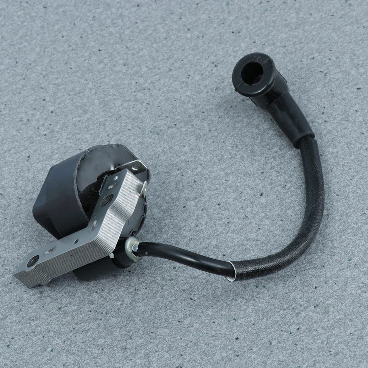 

Ignition Coil Starting Coil Black Color Chainsaw Replaces Lawn Mower Durable High Voltage Easy Install Strong Structure Faster