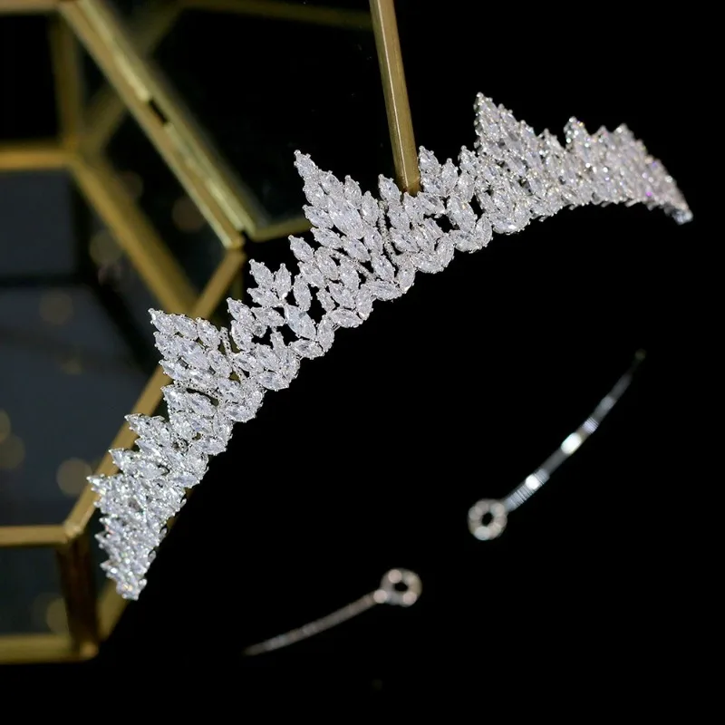 

New TiaraBridal Headdress Wedding Jewelry Bride Crystal Crown Headband Fashion Jewelry A00676