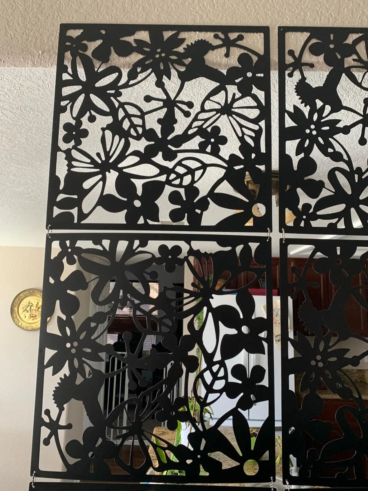 4/8/12pcs Plastic Hanging Screen Wall Partition Hanging Room Divider Panels for Living Dining Room Office Restaurant Decoration