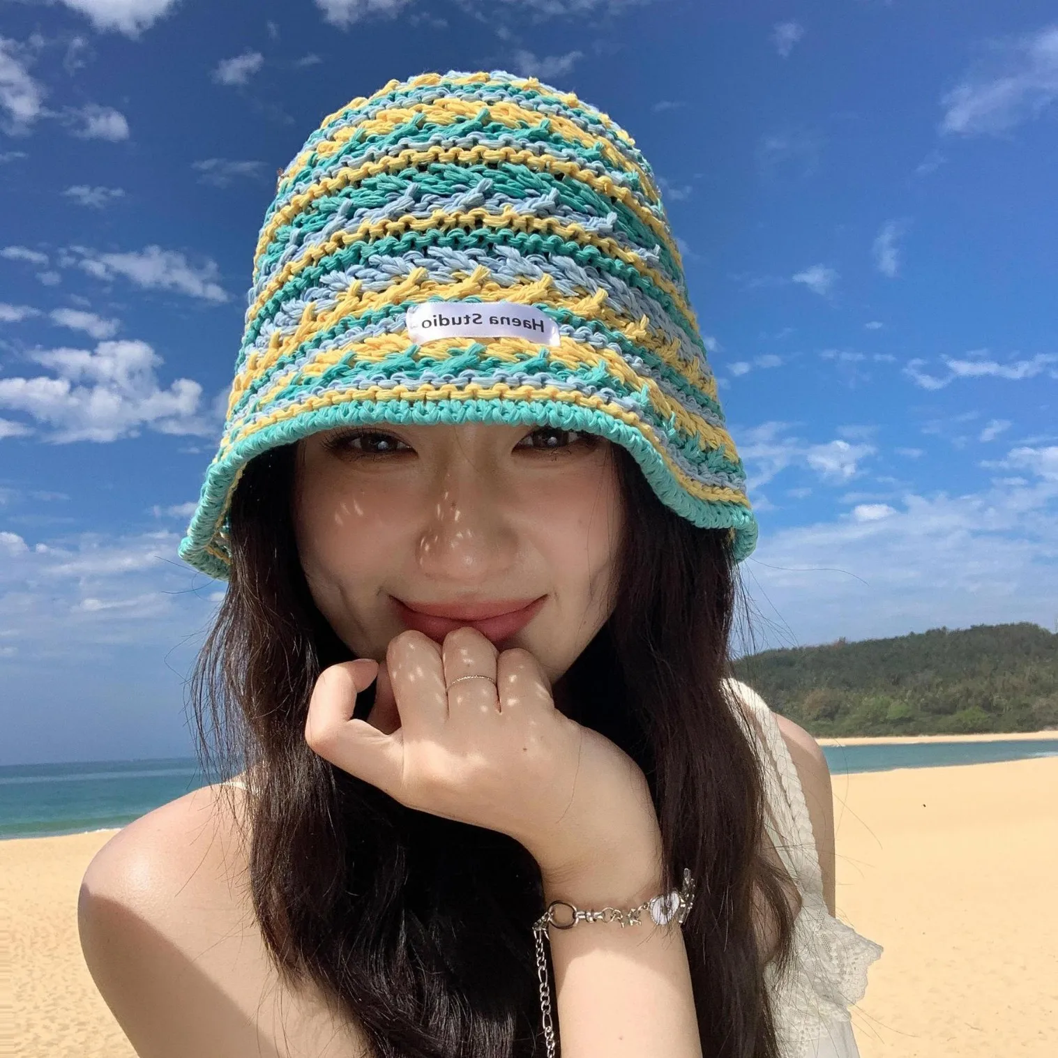 

Ladies' BucketHat Korean Knitted Striped Verstaile Hollow Breathable Bucket Hat Beach Vacation Sunscreen Sunshade Hats For Girl