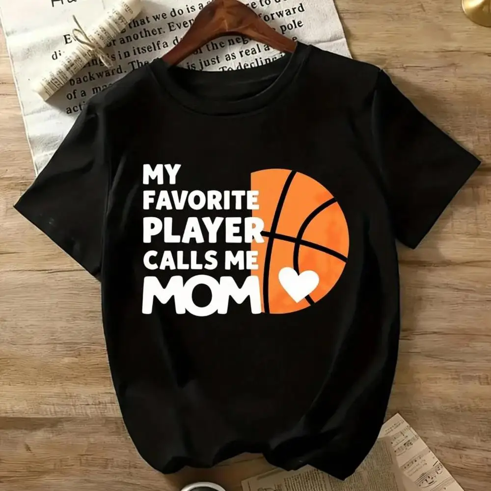100_ Cotton Fun Printed Round Neck T Shirt My Favorite Player Calls Me Mom Basketball Shirt For Women Mother Gift T-Shirt Sport Fan Tee With Hear