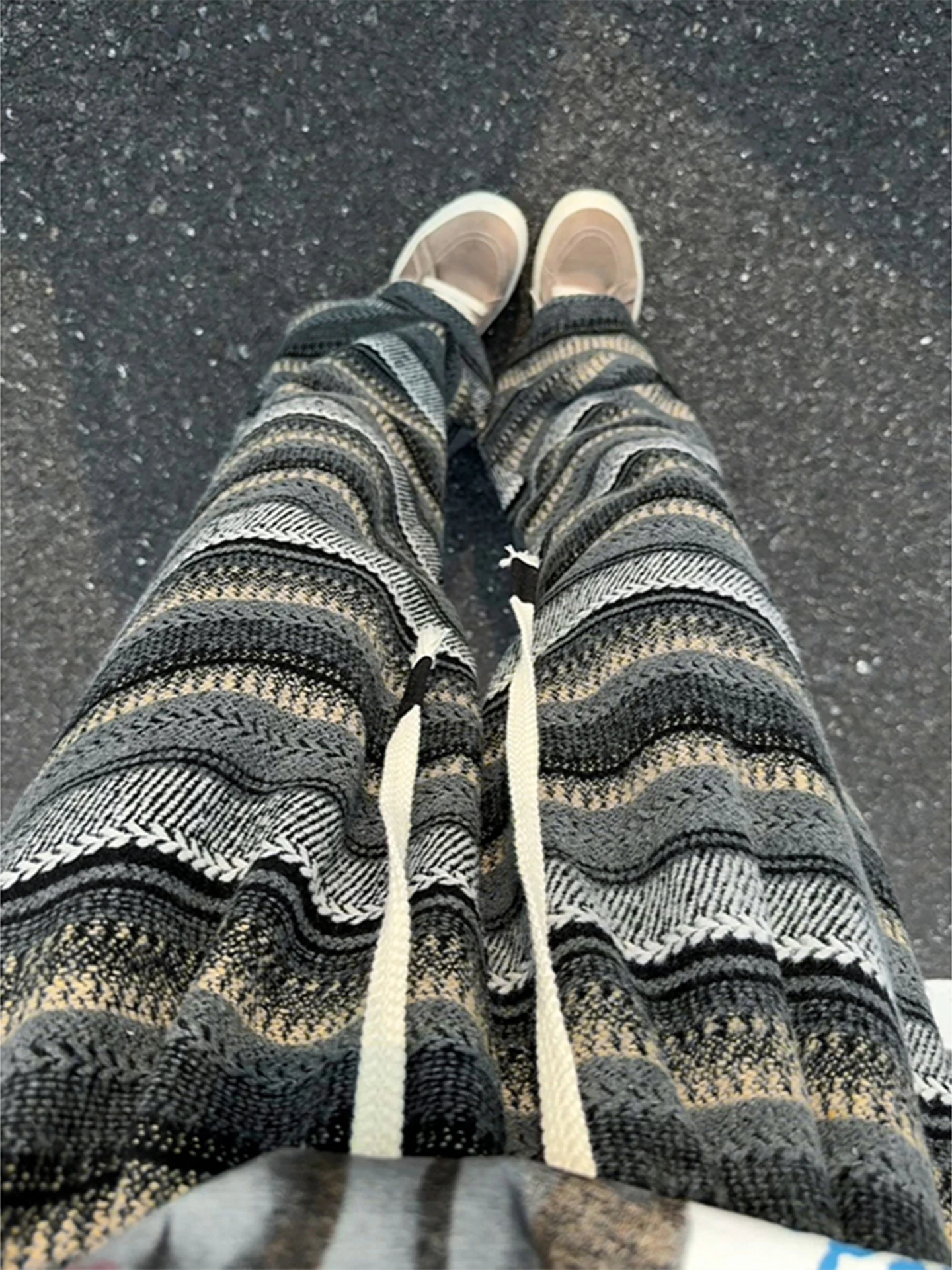 

Loose Fit Straight Leg Knitted Casual Pants for Men Autumn Leisure Stripe Floor-Length Pants Comfortable Elastic Waist