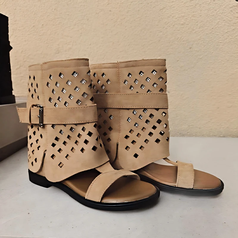 Фото Дизайнерские женские модные сандалии-шлепанцы на плоской подошве, спортивная обувь, летние повседневные сандалии 2026, прогулочные модные туфли с открытым носком, шлепанцы-слайды