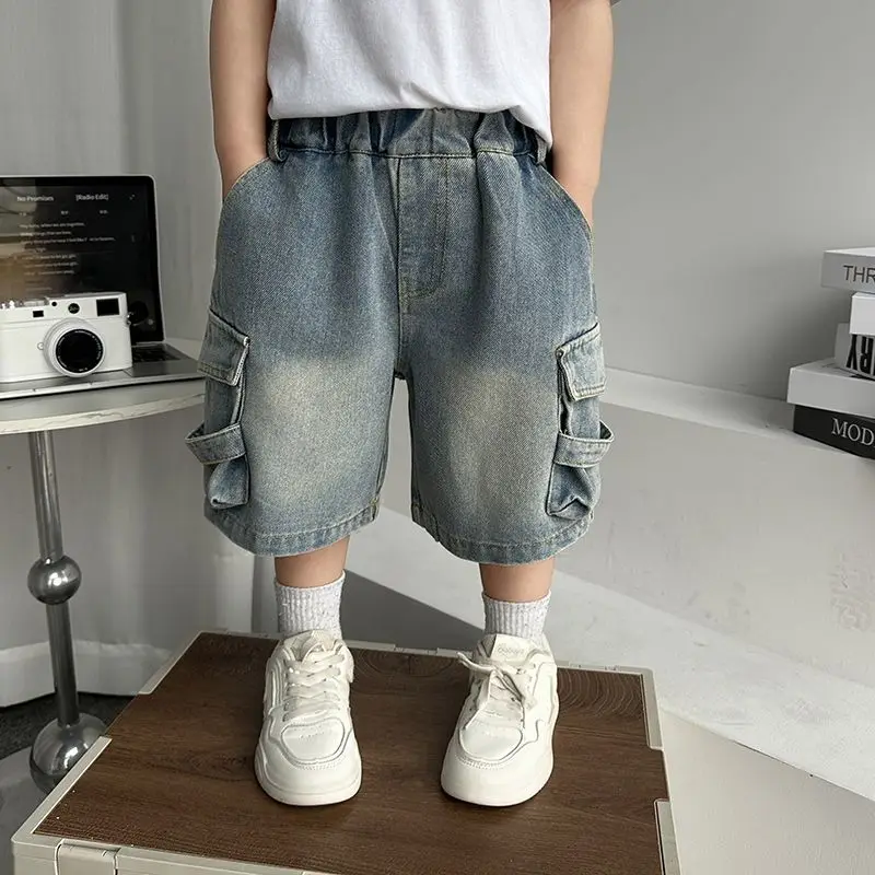 

Новые летние джинсовые шорты-карго для мальчиков 2026 года, 5 дюймов, модные детские уличные брюки с молнией, легкий хлопковый бленд