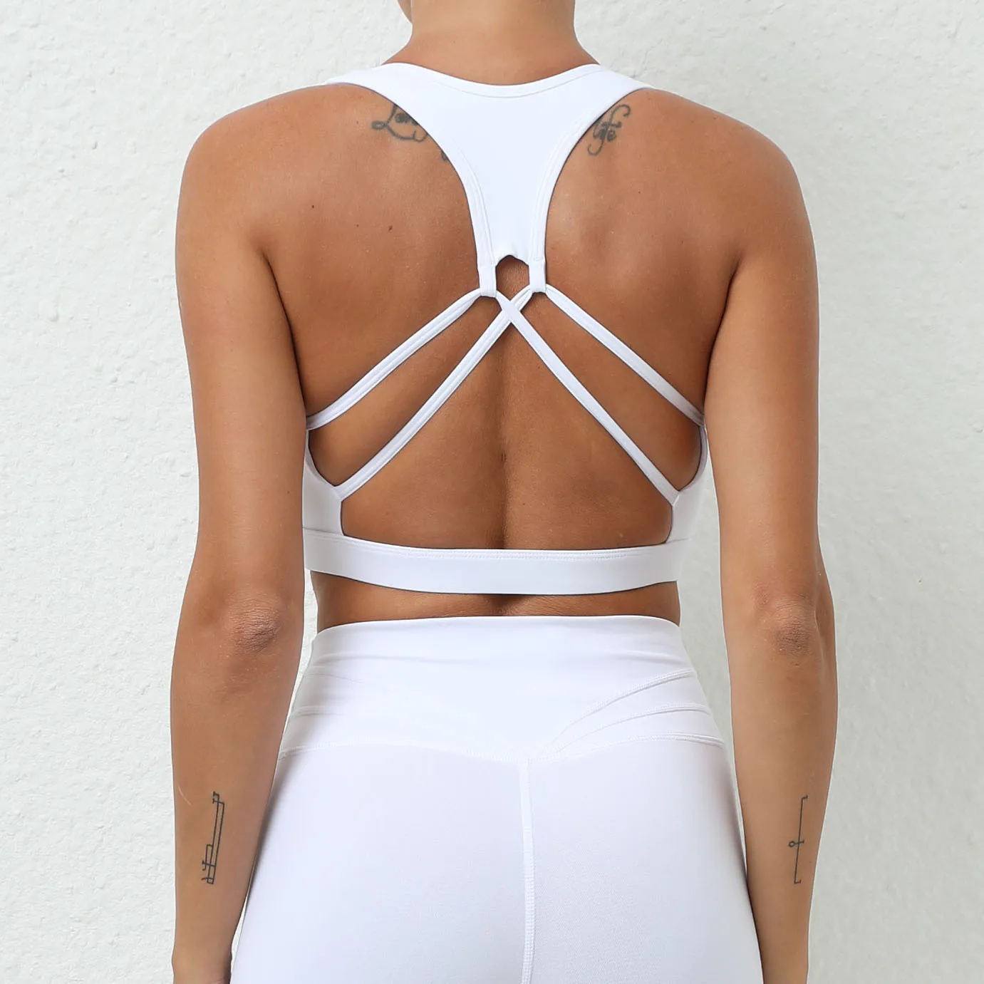 

Solid Color U-Shaped Multi-Strap Cross Back Women Fitness Sports Bra Gym Yoga Workout Push Up Breathable Shockproof Sports Bras