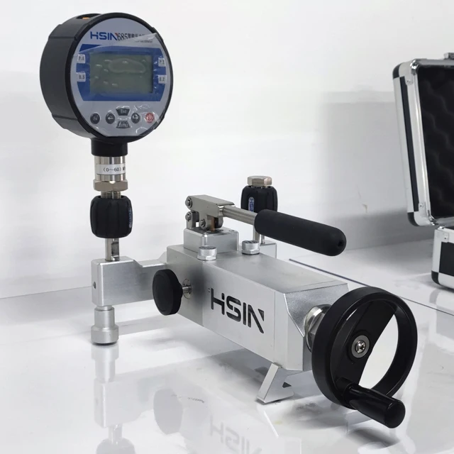 Pressure Calibration Instruments Pneumatic Pressure Calibration Pump HSIN615