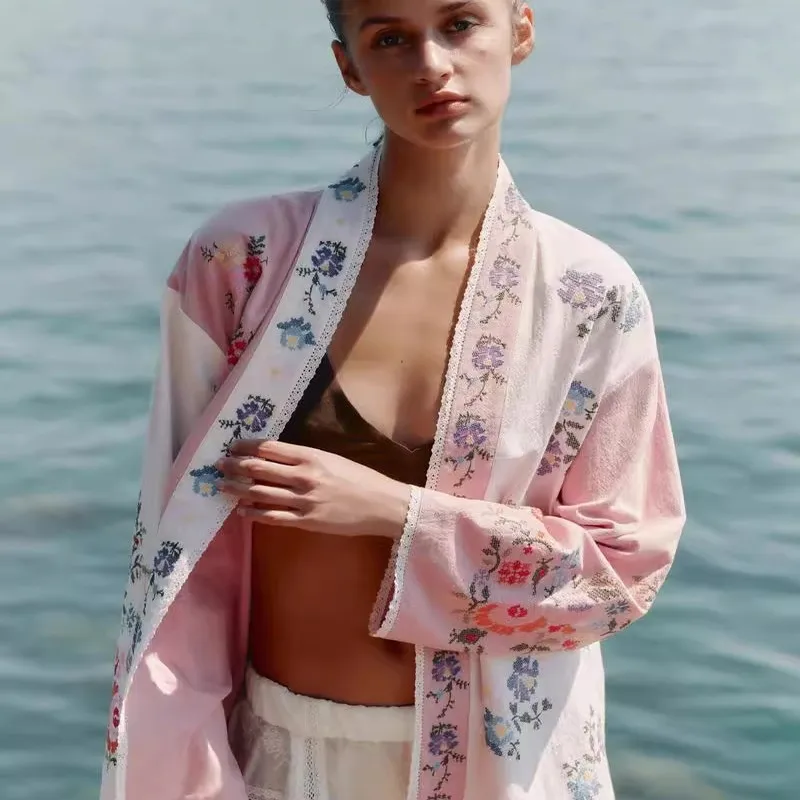 

New Autumn Women's Loose Long Sve Cotton Embroidered irt Comfortable Breathable Modern Sle Floral Pattern Daily Wear