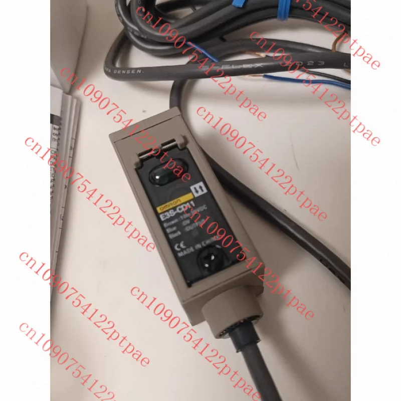 ^^ E3S-AD11 E3S-CL2 E3S-CD12 E3S-CD11 E3S-CD61 E3S-CD62 E3S-AT11 Photoelectric switch  100% new sensor