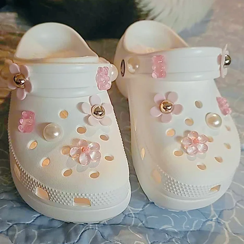 New 30pieces/Set Pearl Daisy Teddy Bear Set DIY Hole Shoe Buckle Shoe Flower Shoe Accessory For Girls Gifts