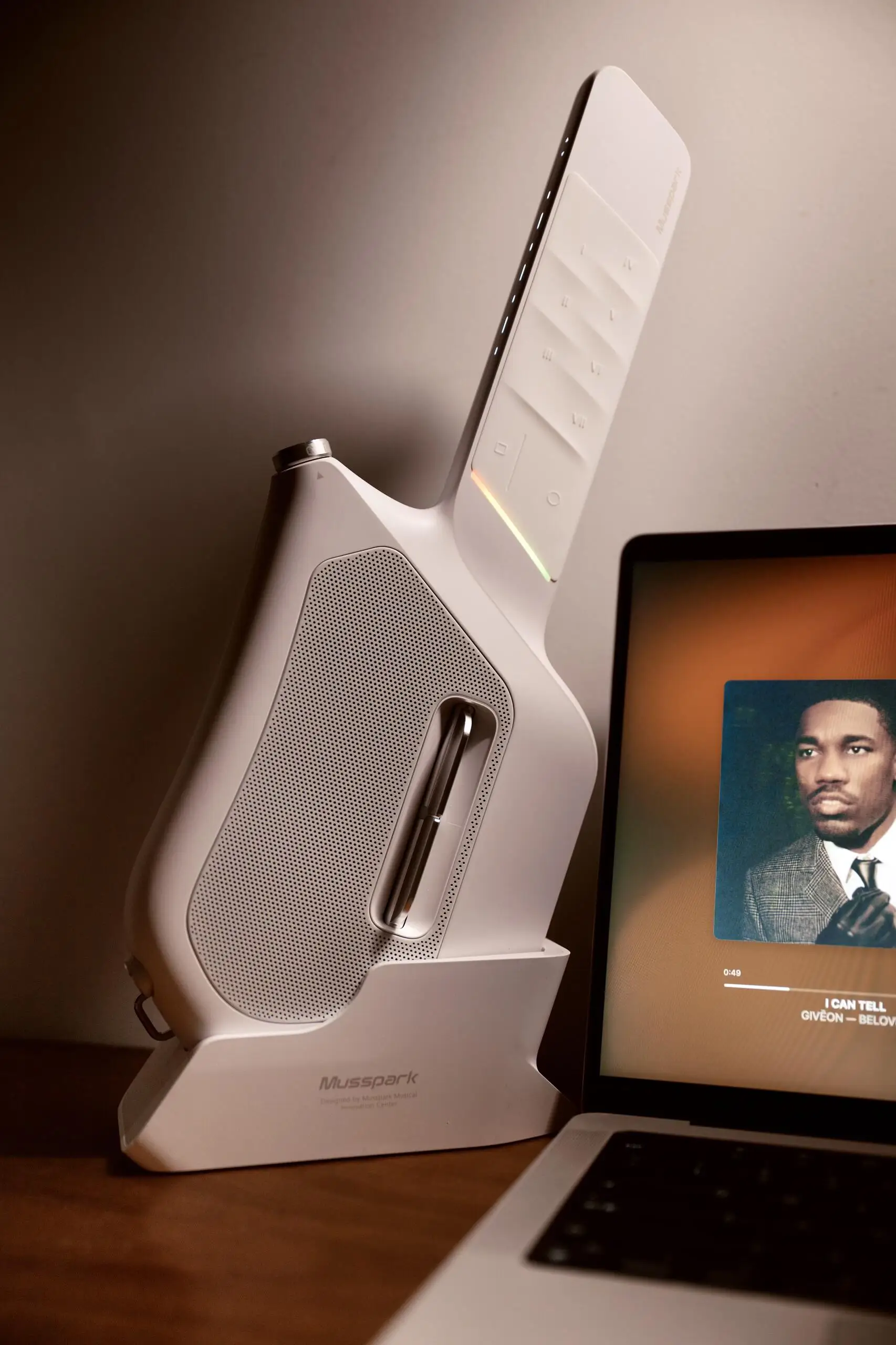 Mussark Intelligent AI String Free Guitar Electronic Automatic Transmission Pocket Small Portable Audio S1mini Gift