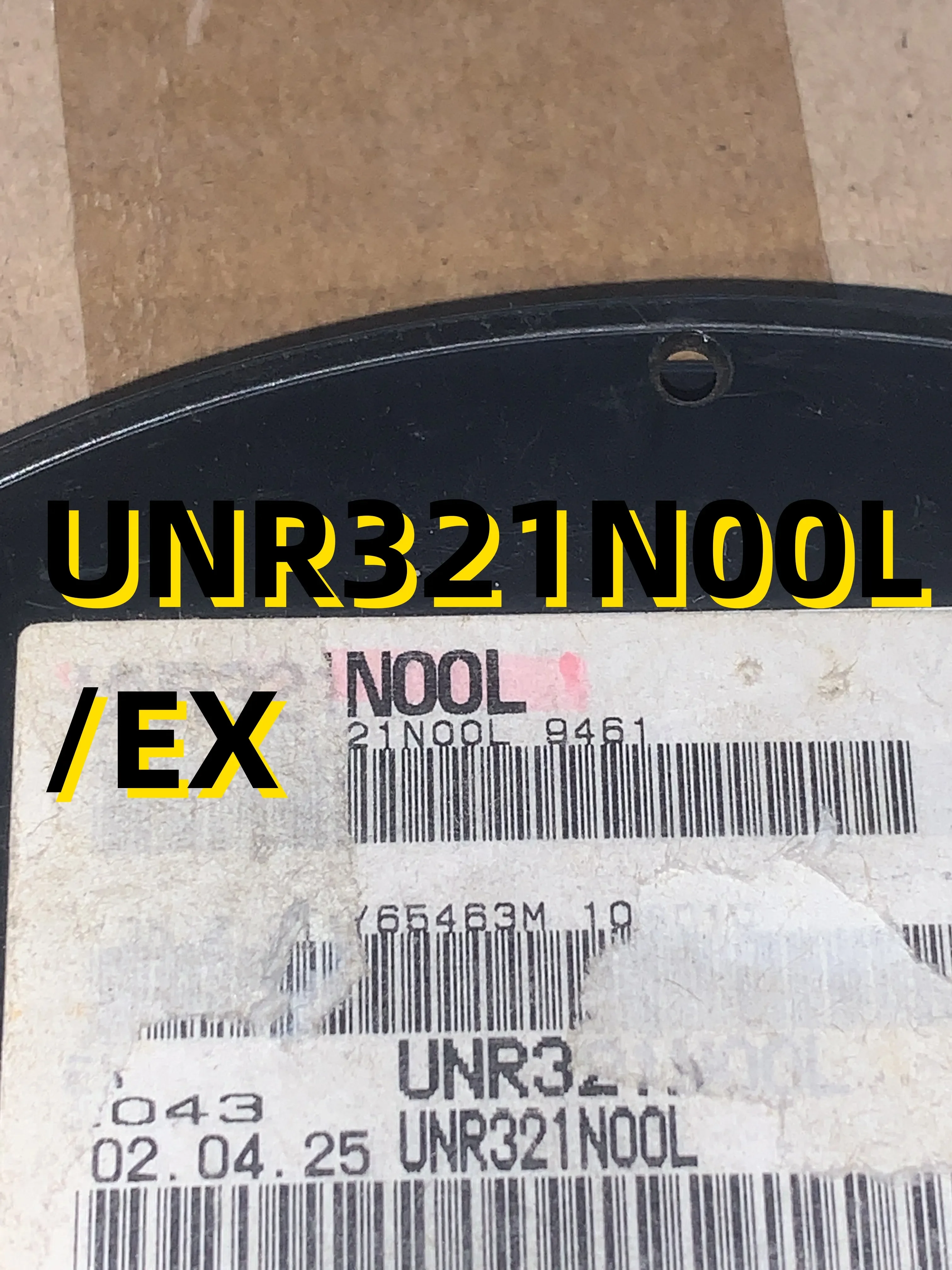 

10pcs UNR321N00L /EX
