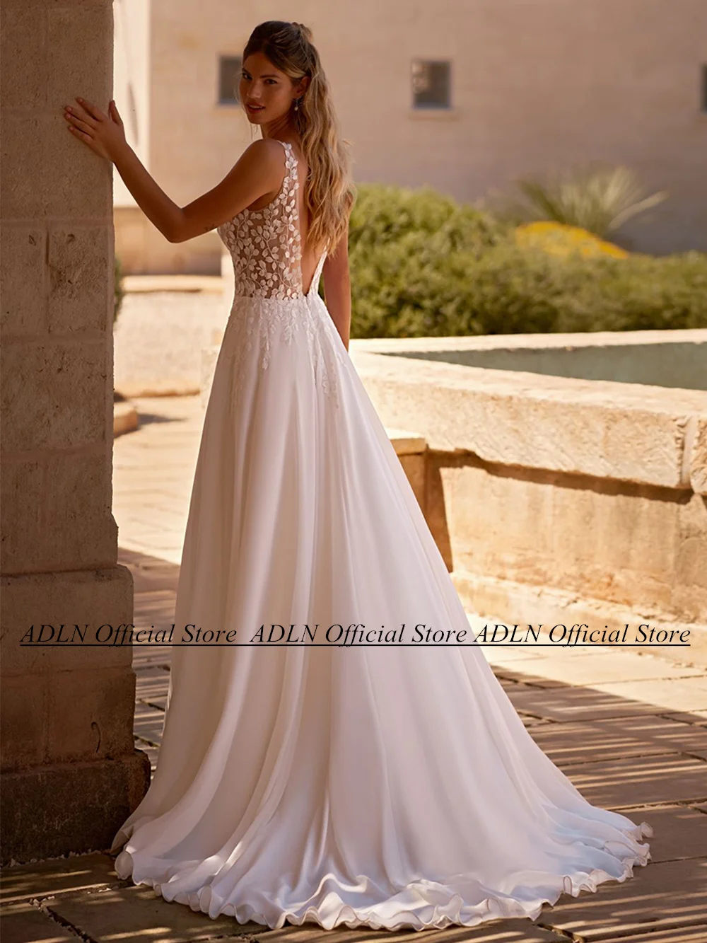 Sexy Boho Wedding Dress 2025 Sleeveless V Neck Applique Chiffon A Line Sweep Train Backless Summer Bridal Gown Vestido De Noiva