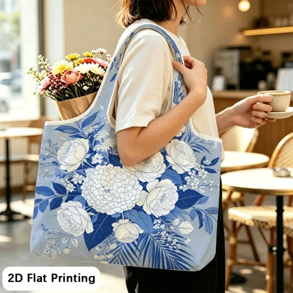Blue-and-White Bouquet Practical foldable multifunctional tote, suitable for short travel.