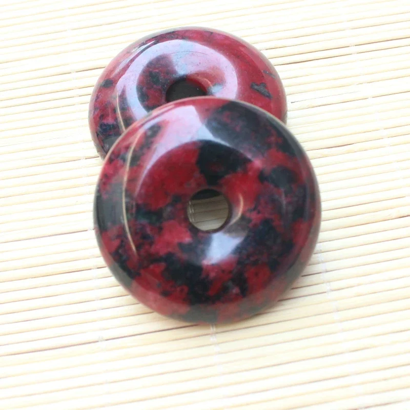 Jade peach blossom jade safety buckle pendant, Lantian large safety buckle pendant jade money